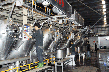 Phó Thủ tướng "lệnh" kiểm tra thông tin doanh nghiệp xả thải không qua xử lý