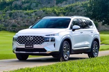 Hyundai Santa Fe tái diễn tình trạng "bia kèm lạc" cho các suất giao xe sớm