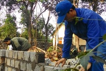 Cử nhân đi giúp việc, phụ hồ: Lãng phí nhưng còn hơn làm biếng