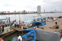 Nghĩa tình những ngư dân hết lòng cứu người gặp nạn