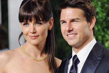 Tom Cruise không ngờ Katie Holmes đệ đơn ly dị