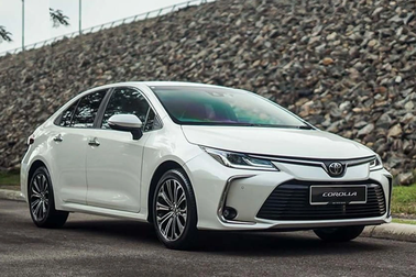 Toyota Corolla Altis 2023 được nâng cấp động cơ, "ăn xăng" ít hơn