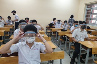 Học trò lớp 5 đi từ vùng dịch âm tính Covid-19, cả lớp được đi học trở lại