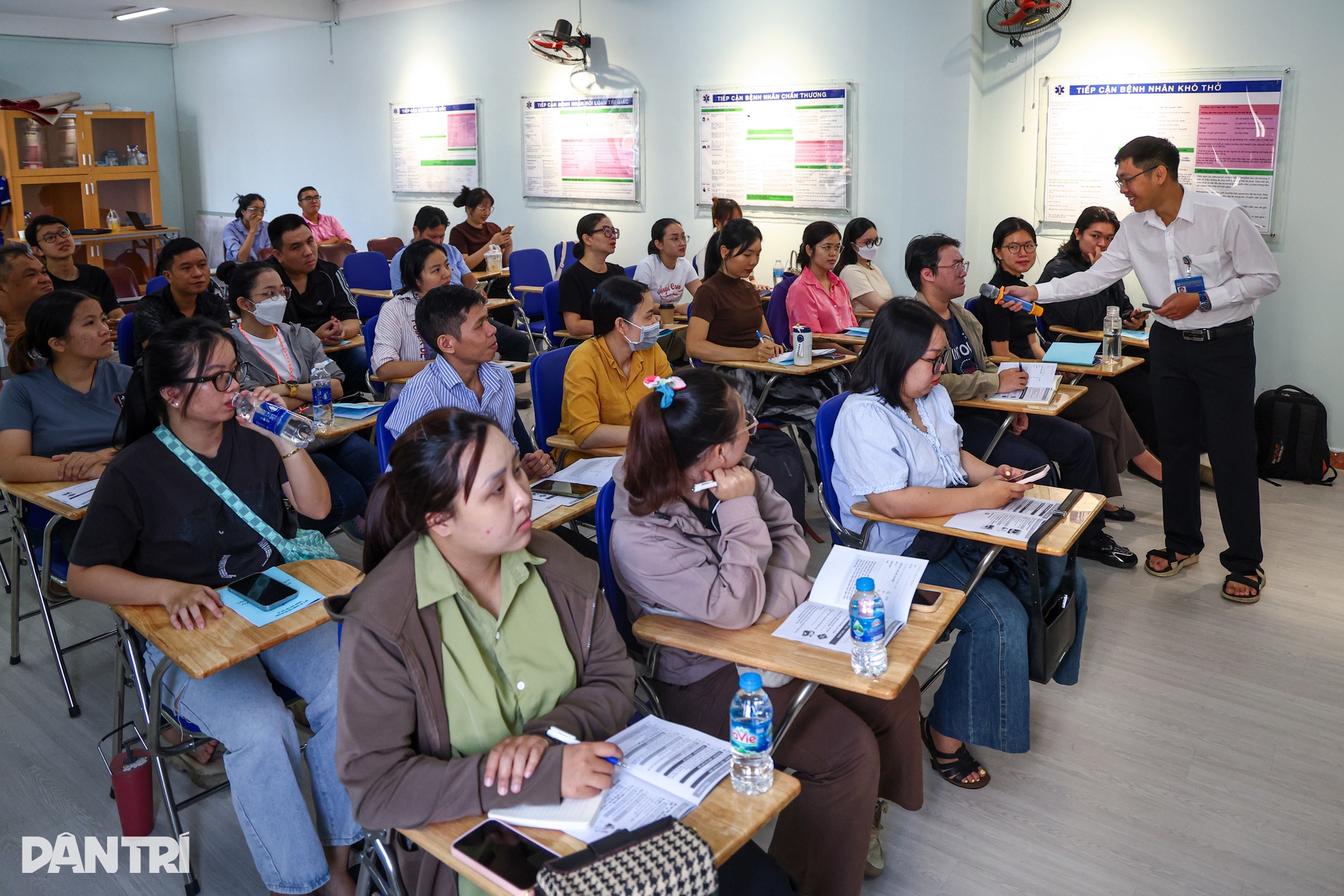 Bên trong lớp học sơ cấp cứu cho người dân tại TPHCM - 13