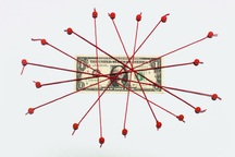 Khi gen Z và gen Y "khóa ví": Từ chi tiêu trả thù tới tiết kiệm trả đũa