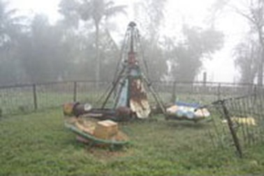 Đến khu vui chơi mua phế liệu! 