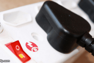 “Bí kíp” sử dụng lò vi sóng đúng cách và an toàn