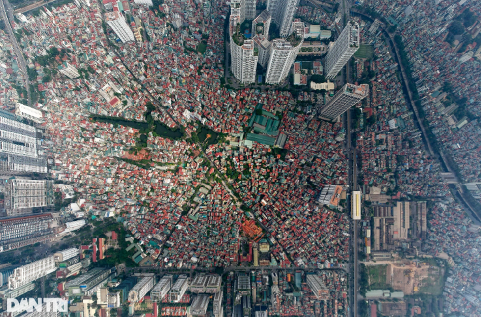 Ba mong chờ chuyện nhà, đất - 1