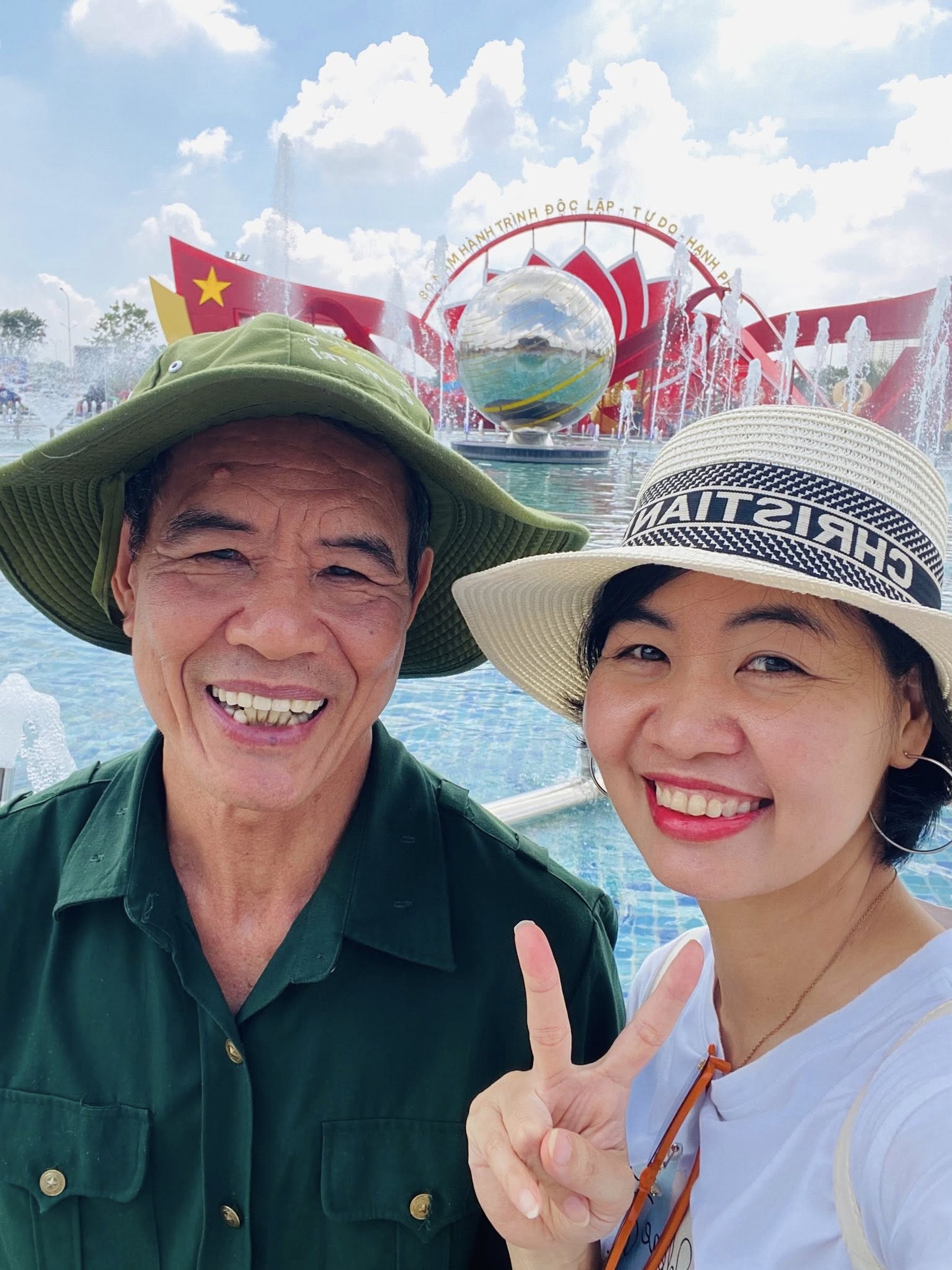 Nữ chiến sĩ diễu binh A60: Bức ảnh hiếm, ký ức thời không kem chống nắng - 8 Nữ chiến sĩ diễu binh A60: Bức ảnh hiếm, ký ức thời không kem chống nắng - 8