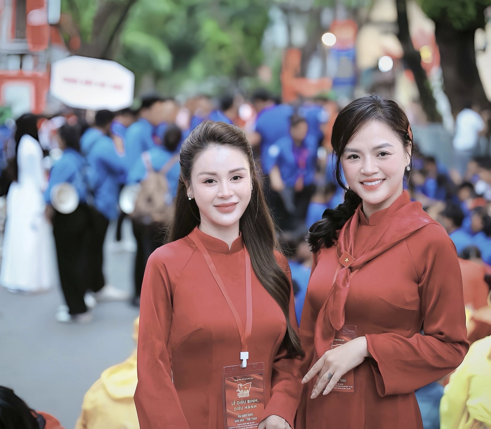 Hồng Diễm, Lương Thu Trang diện áo dài nổi bật ở buổi tập luyện diễu binh - 4