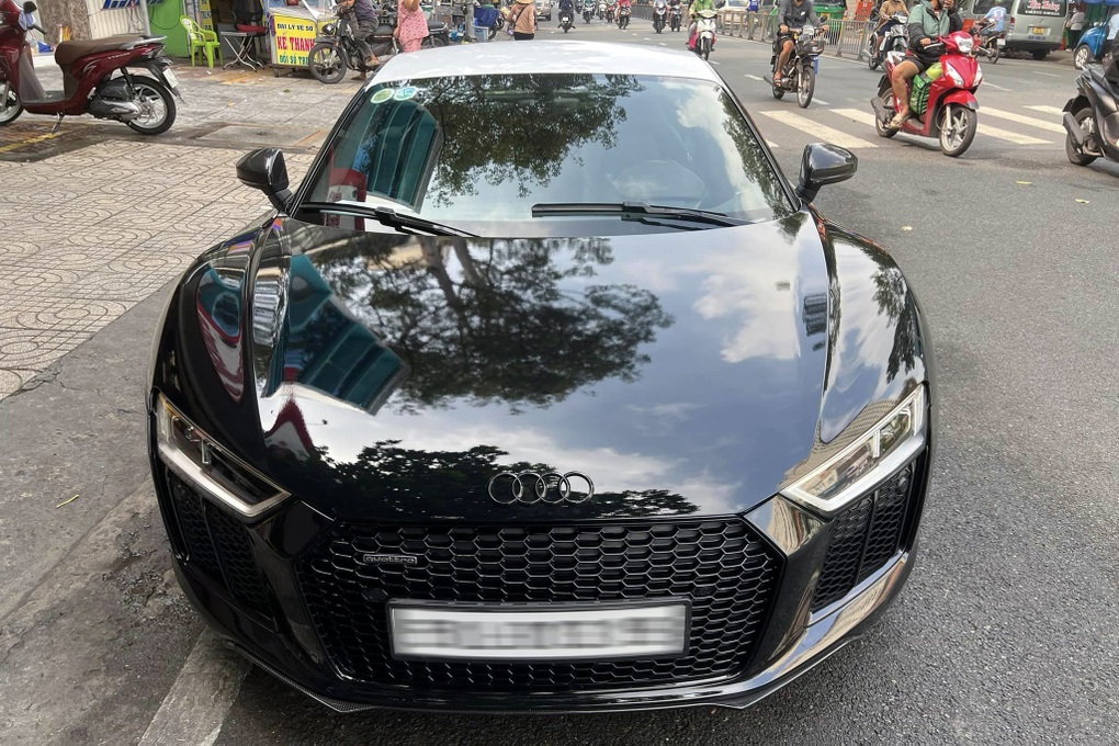 Ông Đặng Lê Nguyên Vũ mua thêm Audi R8 dù đã sở hữu 2 xe R8 hàng hiếm - 2