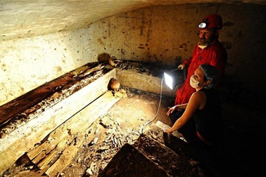 Italia khai quật mộ cổ để tìm nàng Mona Lisa