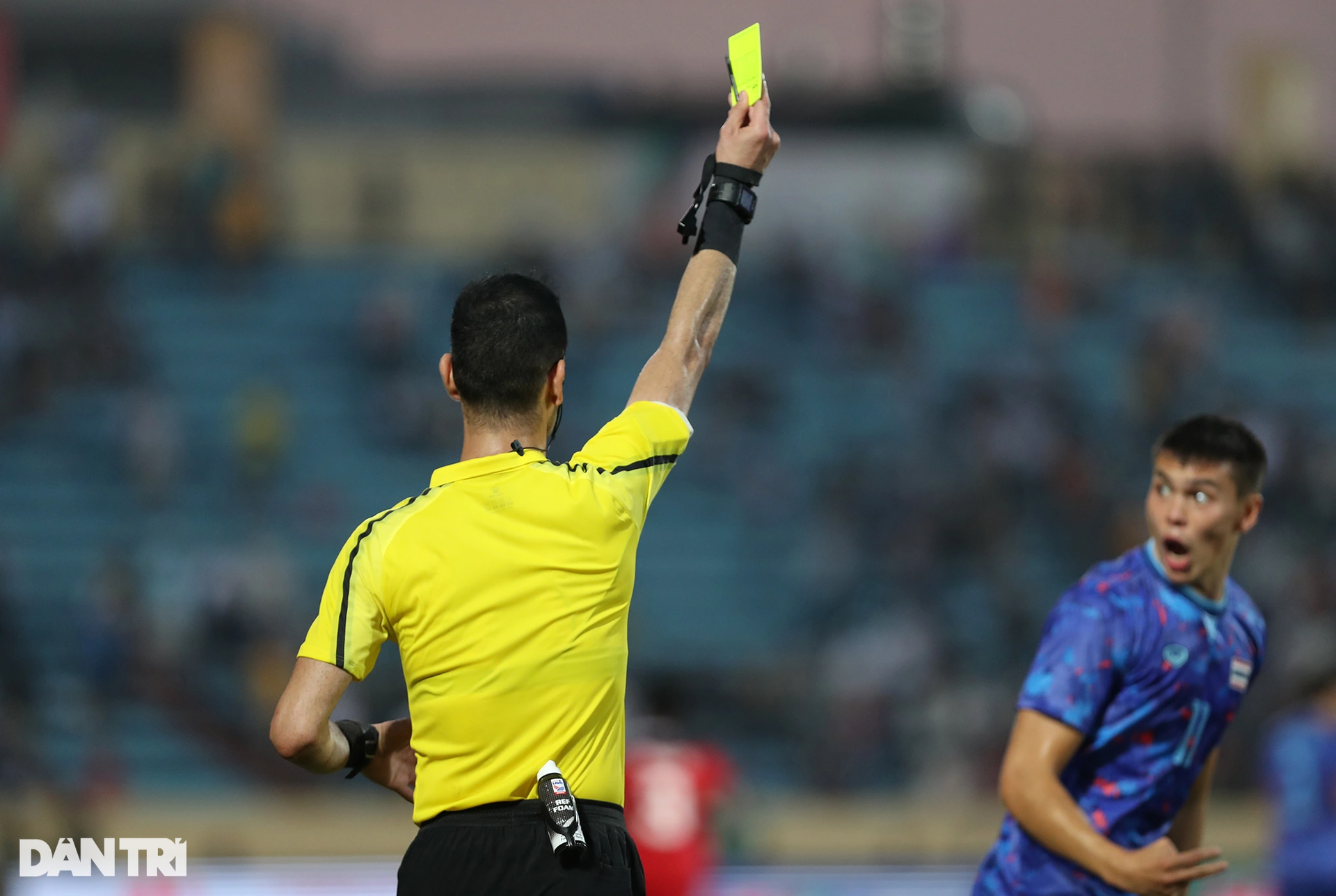 Màn xô xát giữa U23 Thái Lan và U23 Indonesia cùng 4 thẻ đỏ trong 3 phút - 4