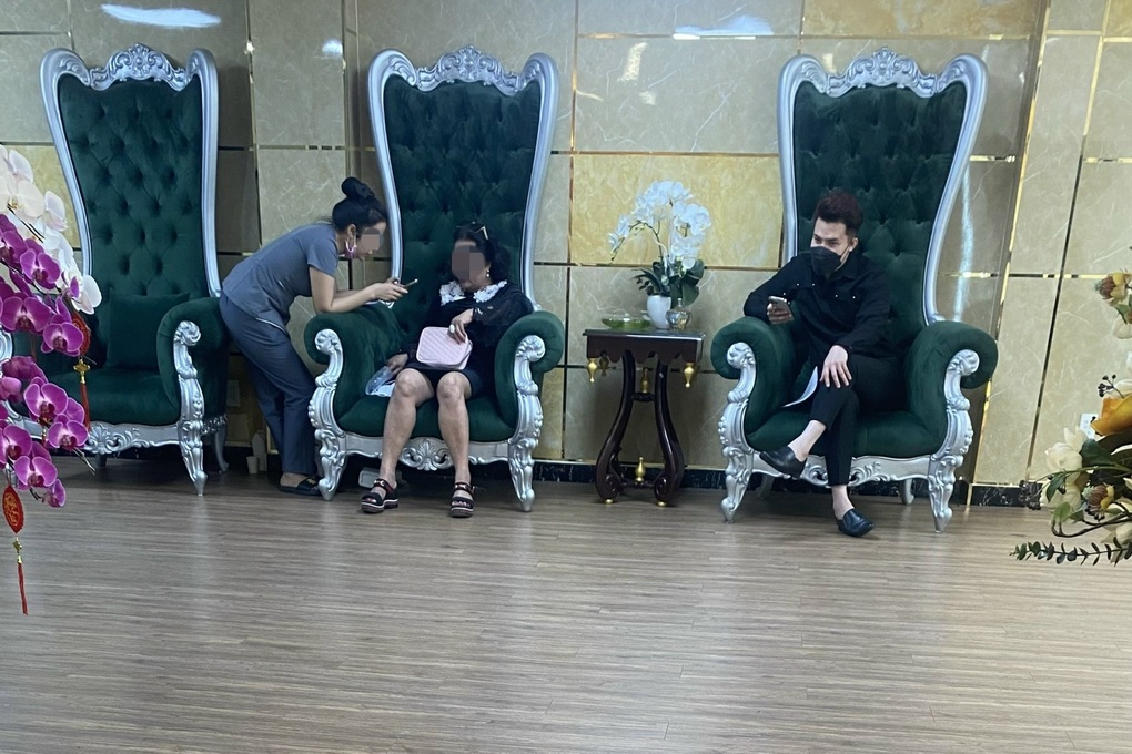 Thẩm mỹ viện tái sinh đa tầng ở TPHCM bị bắt quả tang hút mỡ trái phép - 1 Thẩm mỹ viện tái sinh đa tầng ở TPHCM bị bắt quả tang hút mỡ trái phép - 1