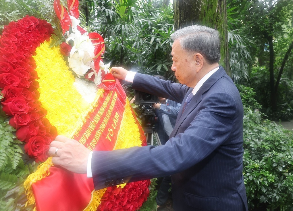 Tổng Bí thư, Chủ tịch nước Tô Lâm thăm Khu di tích Trụ sở Hội Việt Nam Cách mạng Thanh niên tại Quảng Châu - 1 Tổng Bí thư, Chủ tịch nước Tô Lâm thăm Khu di tích Trụ sở Hội Việt Nam Cách mạng Thanh niên tại Quảng Châu - 1