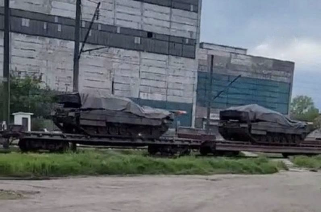 Ukraine đưa xe tăng tới Odessa, Nga bắt đầu di tản dân tại Melitopol - 2 Ukraine đưa xe tăng tới Odessa, Nga bắt đầu di tản dân tại Melitopol - 2