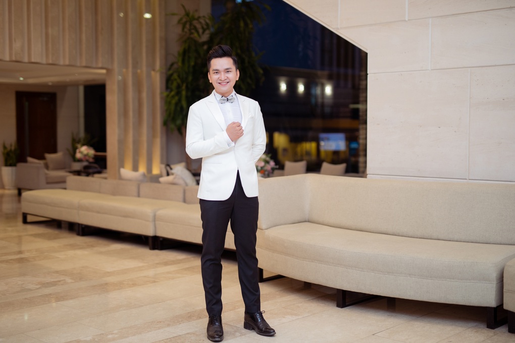 Á hậu Thụy Vân tiết lộ tai nạn đau đớn khi lên sóng trực tiếp - 11