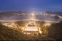 Chùa Tam Chúc miễn phí du thuyền cho khách trong dịp lễ Phật Đản