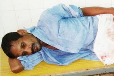 Vợ cắt phăng “của quý” của chồng vì bị ép “quan hệ” trước mặt các con