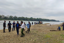 Vụ 2 cháu bé mất tích trên sông Lam: Thấy 1 thi thể cách hiện trường 2km