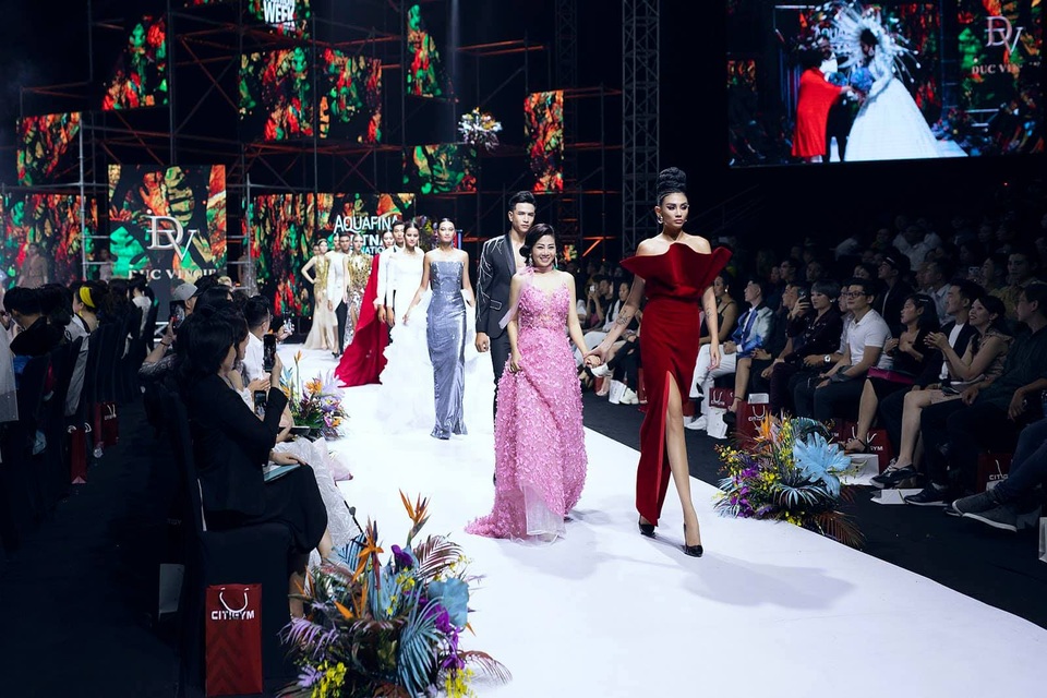 Đồng nghiệp thương tiếc diễn viên Mai Phương - 5 Đồng nghiệp thương tiếc diễn viên Mai Phương - 5