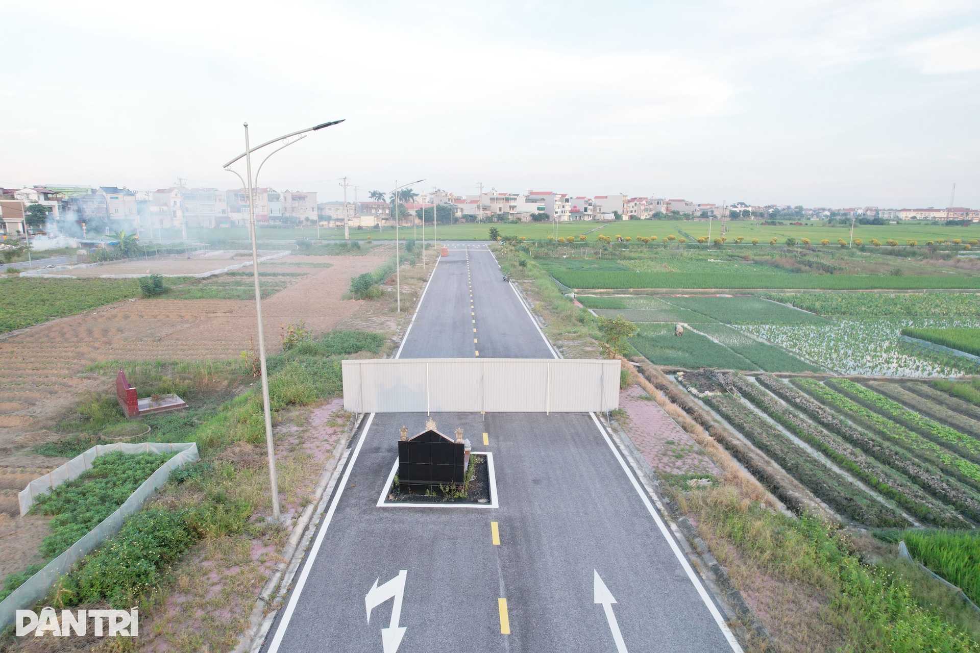 Hiện trạng dự án khu dân cư có ngôi mộ án ngữ giữa đường ở Hải Phòng - 3