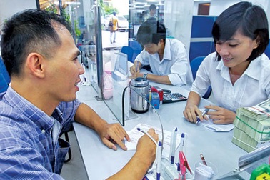 Mua bán USD trên thị trường tự do: Đủ kiểu né kiểm tra