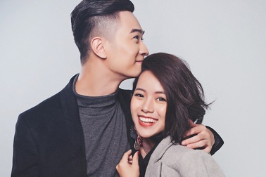 Slim V lần đầu khoe ảnh ngọt ngào bên bạn gái