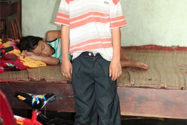 Hoàng đã không gục ngã!