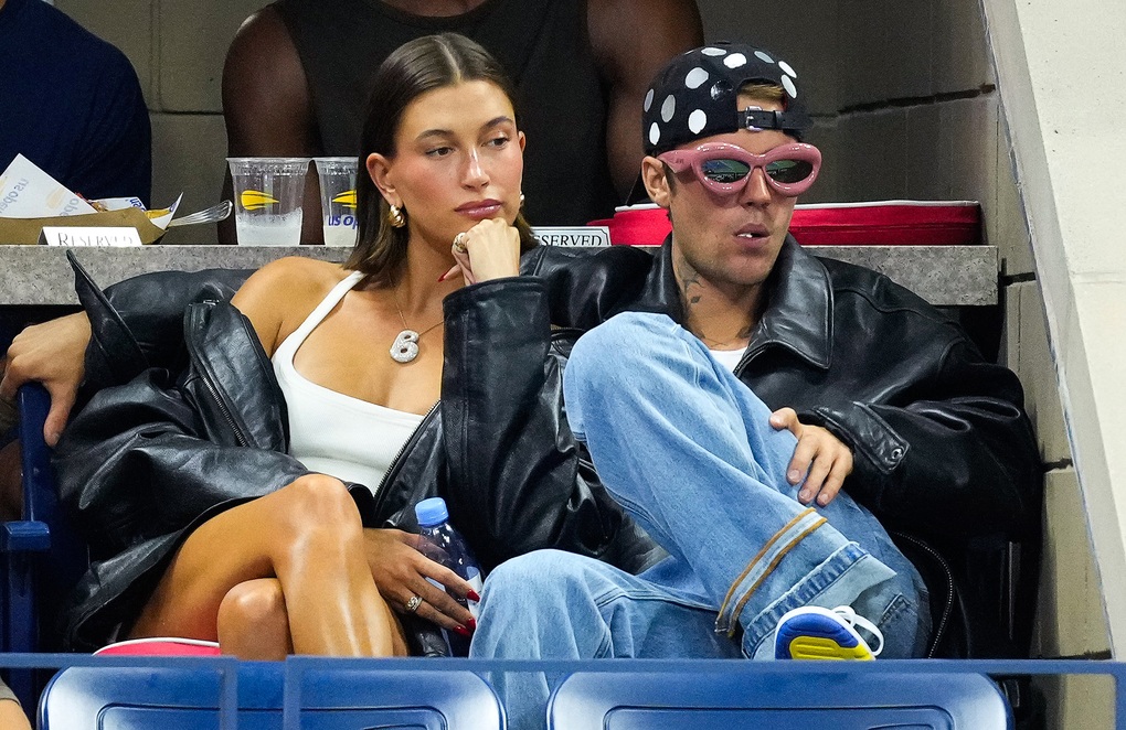 Bà xã Hailey Bieber giúp Justin Bieber trả khoản nợ 31,5 triệu USD? - 1 Bà xã Hailey Bieber giúp Justin Bieber trả khoản nợ 31,5 triệu USD? - 1