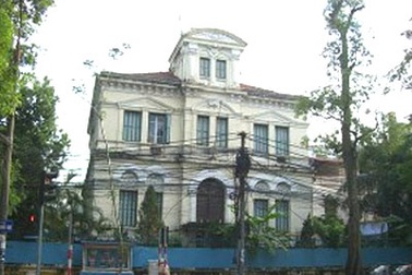 Biệt thự cổ: Giá 1m2 bằng căn hộ tập thể  