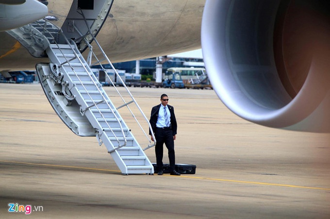 Tong thong Obama roi Sai Gon, ket thuc chuyen tham Viet Nam hinh anh 14