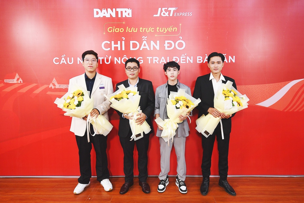 Tọa đàm Cầu nối từ nông trại đến bàn ăn - 1 Tọa đàm Cầu nối từ nông trại đến bàn ăn - 1