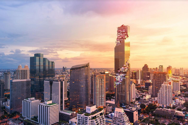 Nếu không sợ độ cao, đến Bangkok hãy thử tới sàn kính ở Mahanakhon Skywalk