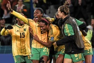 Nhặt từng đồng dự World Cup, Jamaica tạo nên địa chấn
