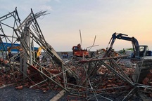 Vụ sập tường khiến 10 người tử vong: Khởi tố giám đốc đơn vị thi công