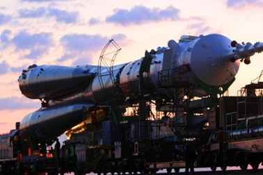 Niềm vinh dự của cậu học trò vẽ biểu tượng tàu du hành 