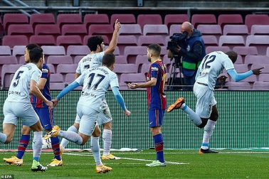 Barcelona lại rơi điểm, HLV Ronald Koeman chỉ ra vấn đề lớn