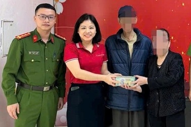 Cụ bà bị kẻ giả danh công an lừa chuyển 400 triệu đồng