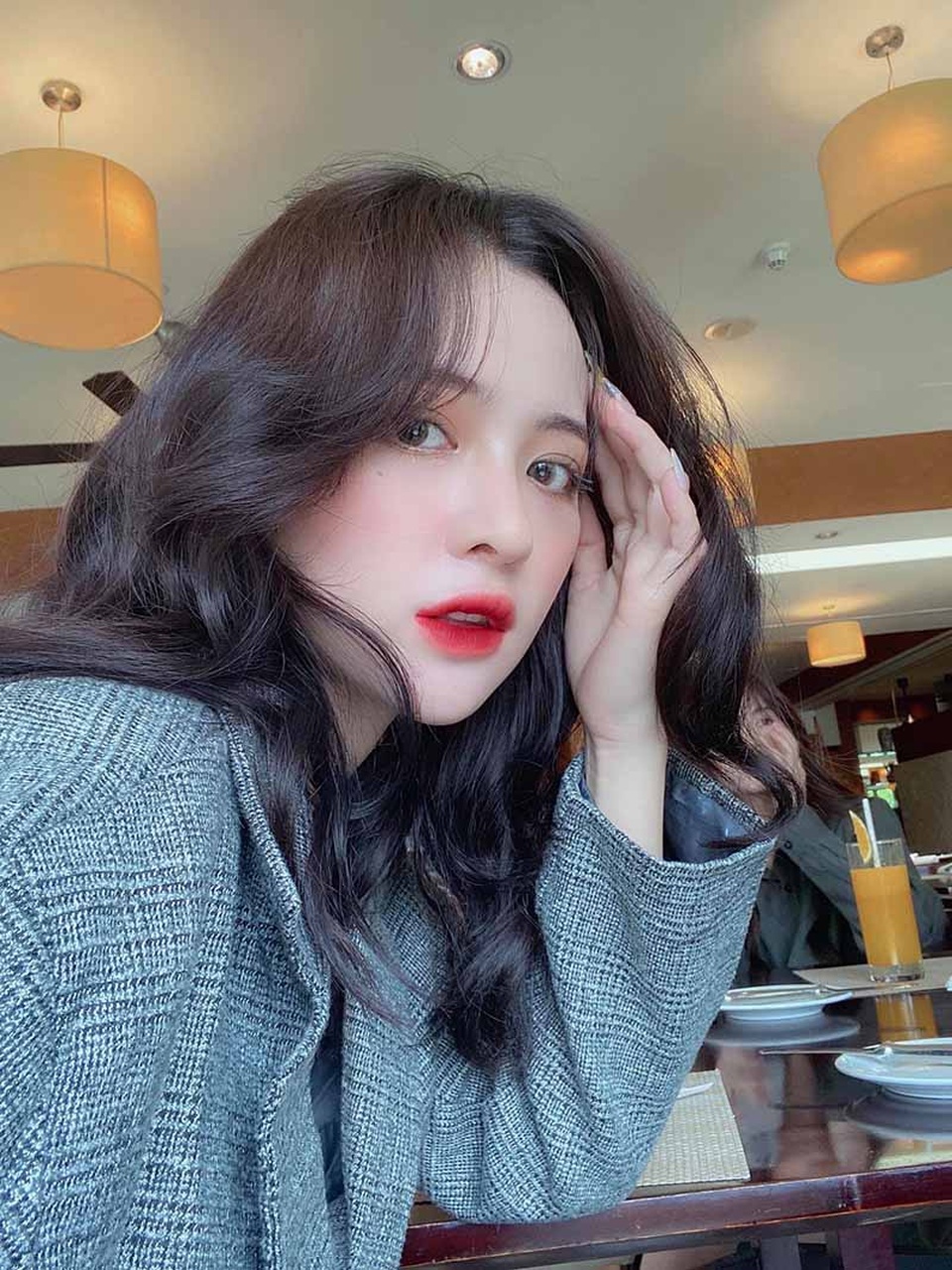 Hot girl giống diễn viên Hoa ngữ: “Sẽ không là bản sao của ai đó” - 10 Hot girl giống diễn viên Hoa ngữ: “Sẽ không là bản sao của ai đó” - 10