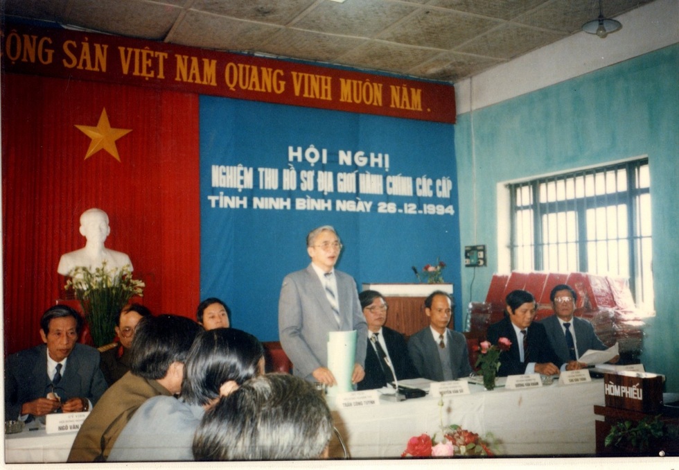 Tinh gọn bộ máy Chính phủ với việc giảm gần 40 đầu mối nhìn từ 25 năm trước - 2