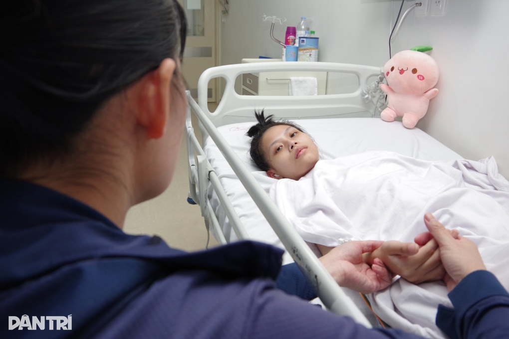 Bánh xe tải nghiệt ngã cướp đi ước mơ của nữ sinh lớp 12 - 6