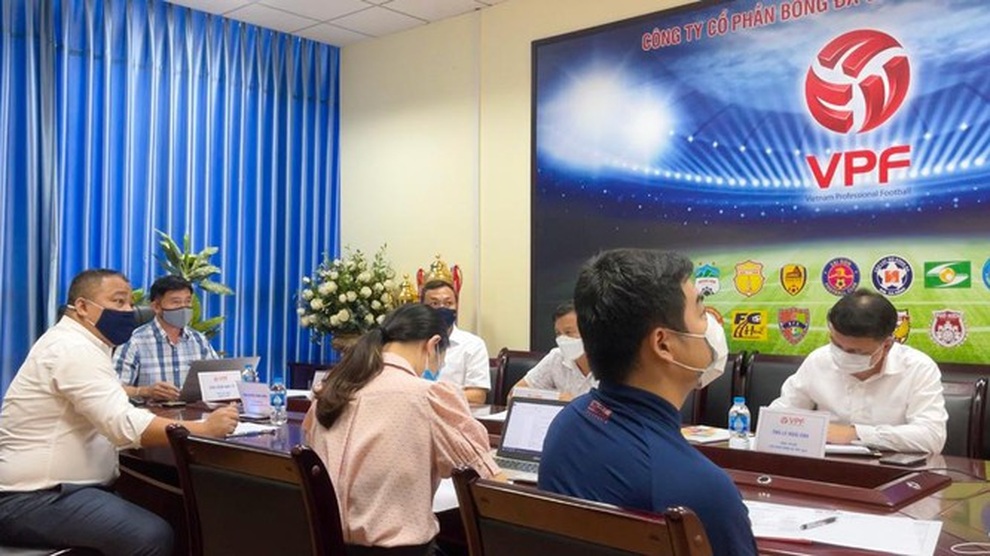 Bầu Đức muốn thay lãnh đạo, VPF từ chối thẳng thừng - 2 Bầu Đức muốn thay lãnh đạo, VPF từ chối thẳng thừng - 2