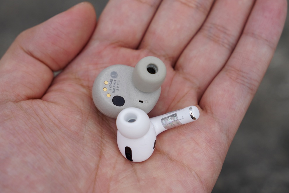 AirPods Pro đối đầu Sony WF-1000XM4: 6 triệu đồng chọn tai nghe nào? - 6 AirPods Pro đối đầu Sony WF-1000XM4: 6 triệu đồng chọn tai nghe nào? - 6