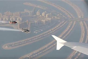 Xem người bay đua với siêu máy bay A380