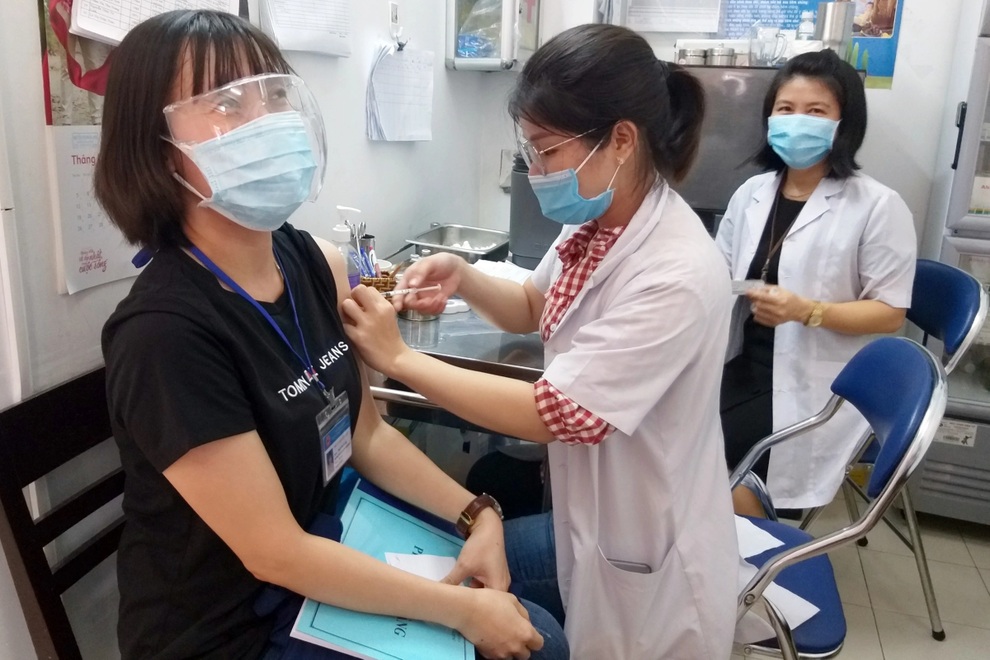 Khánh Hòa tiêm vắc xin Vero Cell cho 150.000 người - 1 Khánh Hòa tiêm vắc xin Vero Cell cho 150.000 người - 1