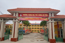 Nam Định: Nam sinh lớp 11 bị đâm tử vong là học sinh hiền lành