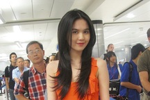 Người đẹp Ngọc Trinh đã tới Mỹ