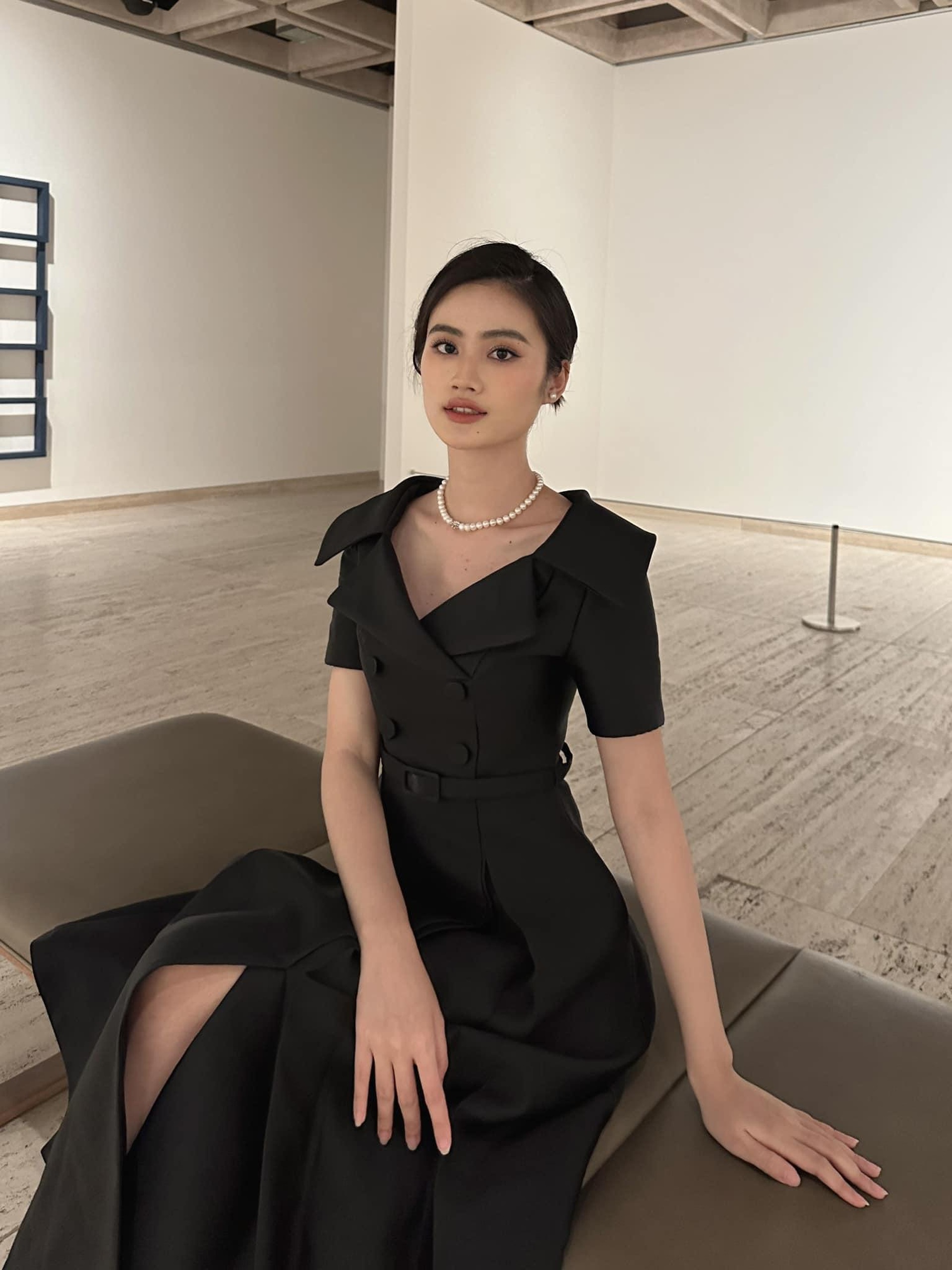 Hoa hậu Ý Nhi thay đổi tích cực, thăng hạng nhan sắc sau 2 năm đăng quang - 4 Hoa hậu Ý Nhi thay đổi tích cực, thăng hạng nhan sắc sau 2 năm đăng quang - 4