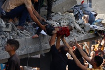 Gaza trải qua ngày đẫm máu nhất, hệ thống bệnh viện "sụp đổ hoàn toàn"